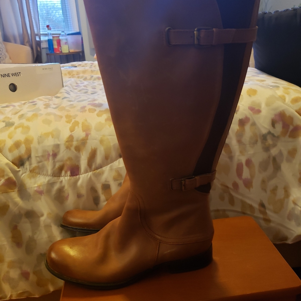 Women's riding boots